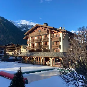 3* Hotell Oustalet